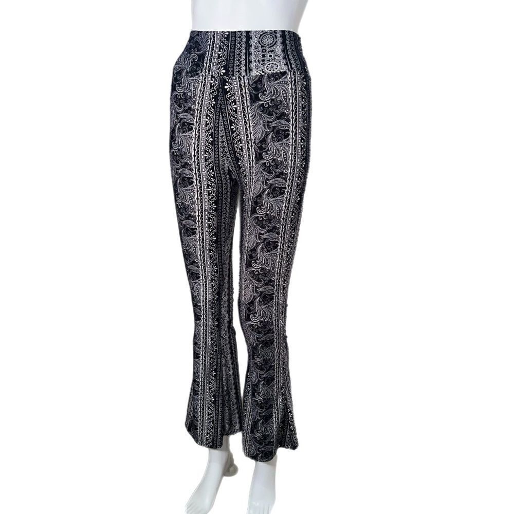 High-Waist Stretch Flare Pants - Boho Black (S) - Picture 4 of 10
